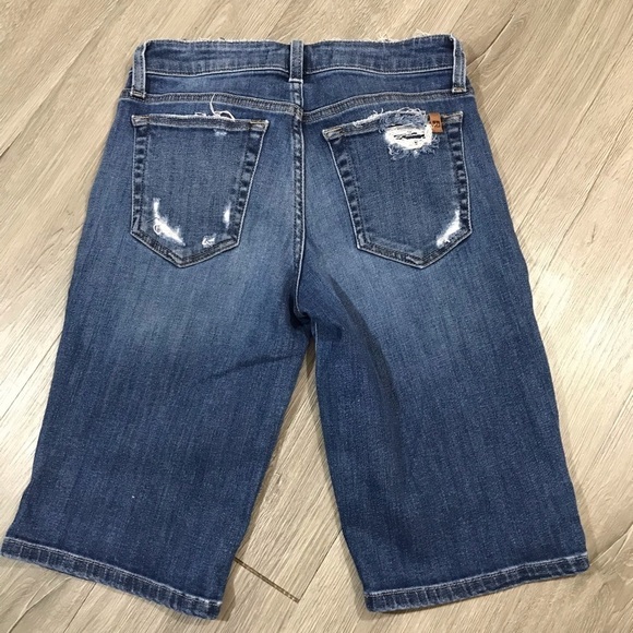 Joes Jeans Bermuda MediumWash Distressed Shorts - Picture 4 of 6